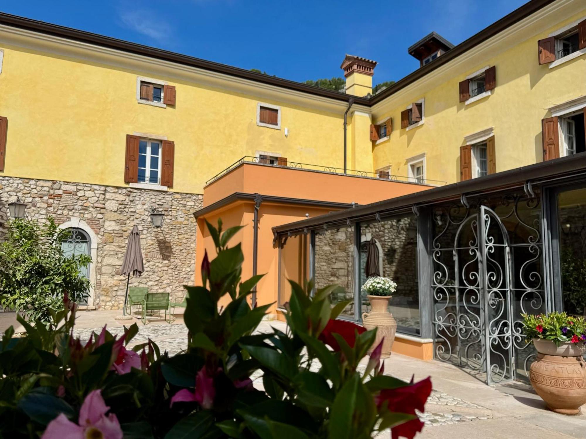 Corte Impero Hotel & Restaurant Affi Eksteriør billede