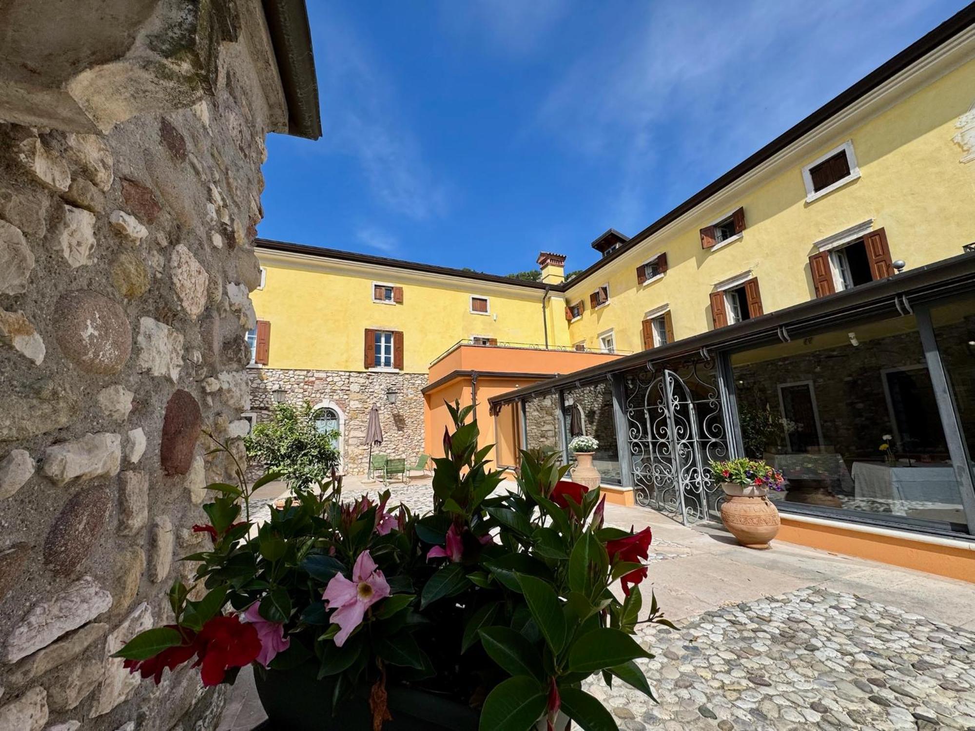 Corte Impero Hotel & Restaurant Affi Eksteriør billede